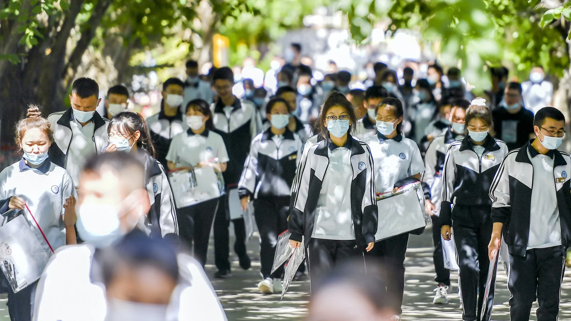 de-thi-dai-hoc-mon-van-2024-tai-trung-quoc-cuc-hack-nao-5