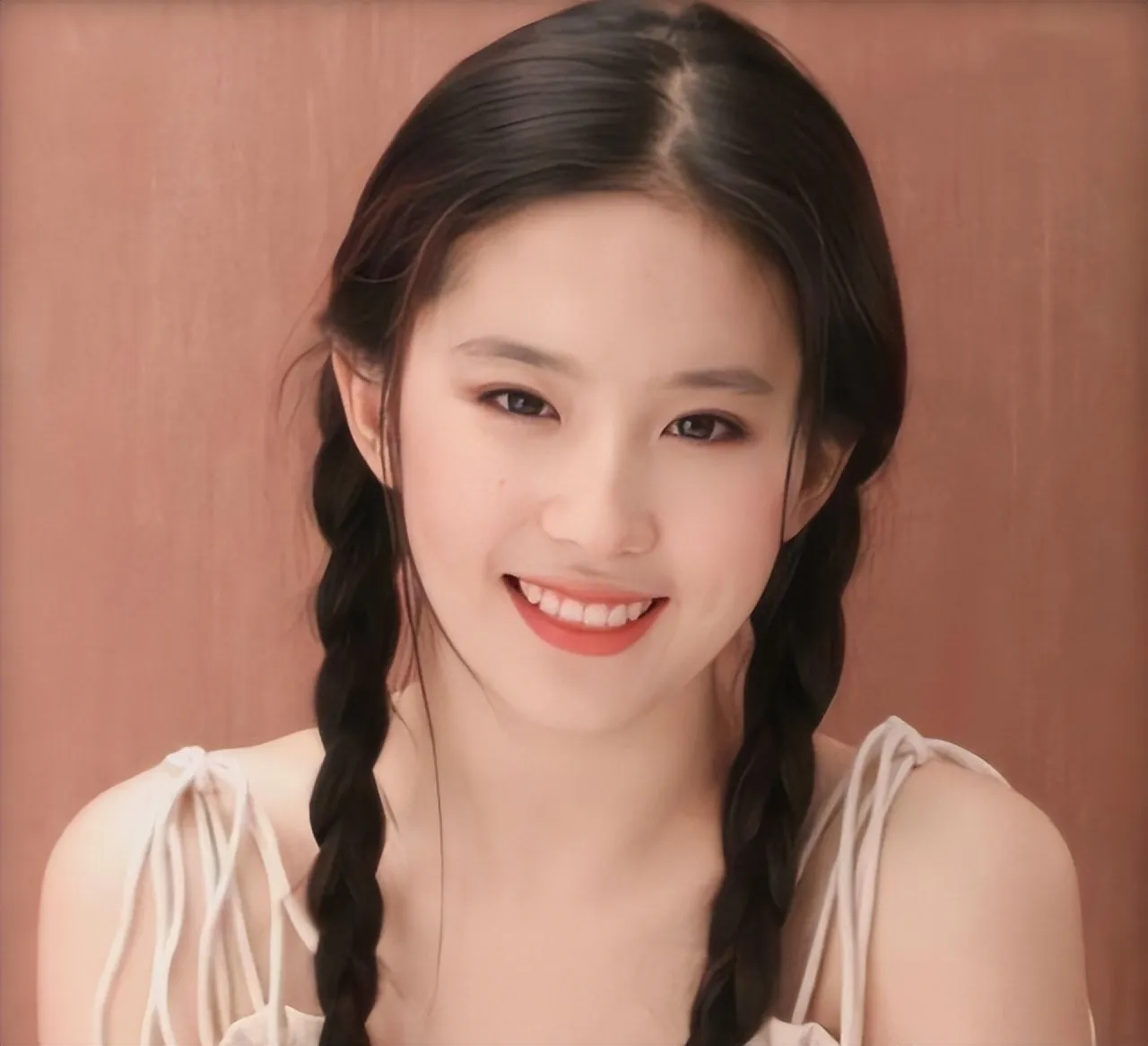 bo-nuoi-luu-diec-phi-de-lai-vet-nho-trong-doi-con-gai-2