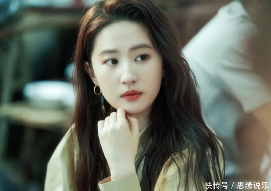 lich-chieu-phim-cau-chuyen-hoa-hong-cua-luu-diec-phi-8