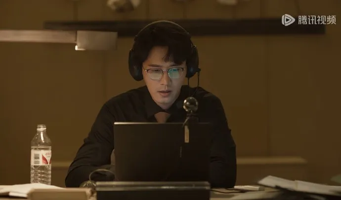 phim-moi-cua-luu-diec-phi-gay-uc-che-khan-gia-doi-tay-chay-3