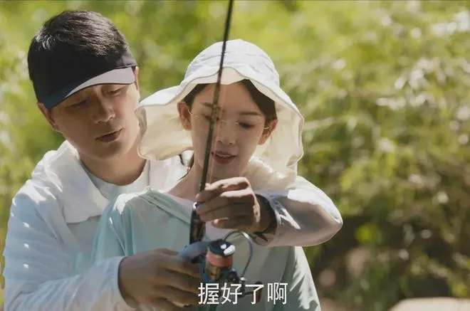 cau-chuyen-hoa-hong-anh-trai-luu-diec-phi-bat-ca-2-tay-1