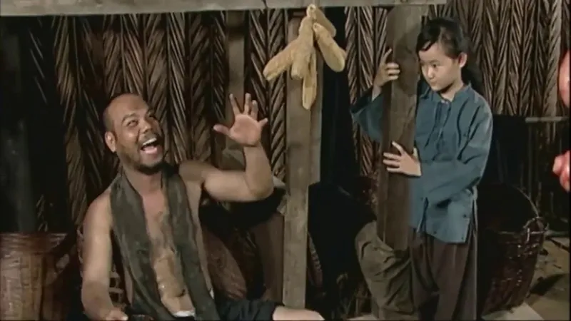 vi-sao-de-thi-van-2014-hon-truong-ba-da-hang-thit-gay-soc-nhat-lich-su-4