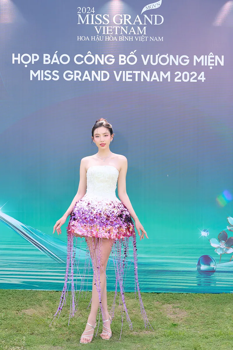 Hoa hậu Thùy Tiên (1)