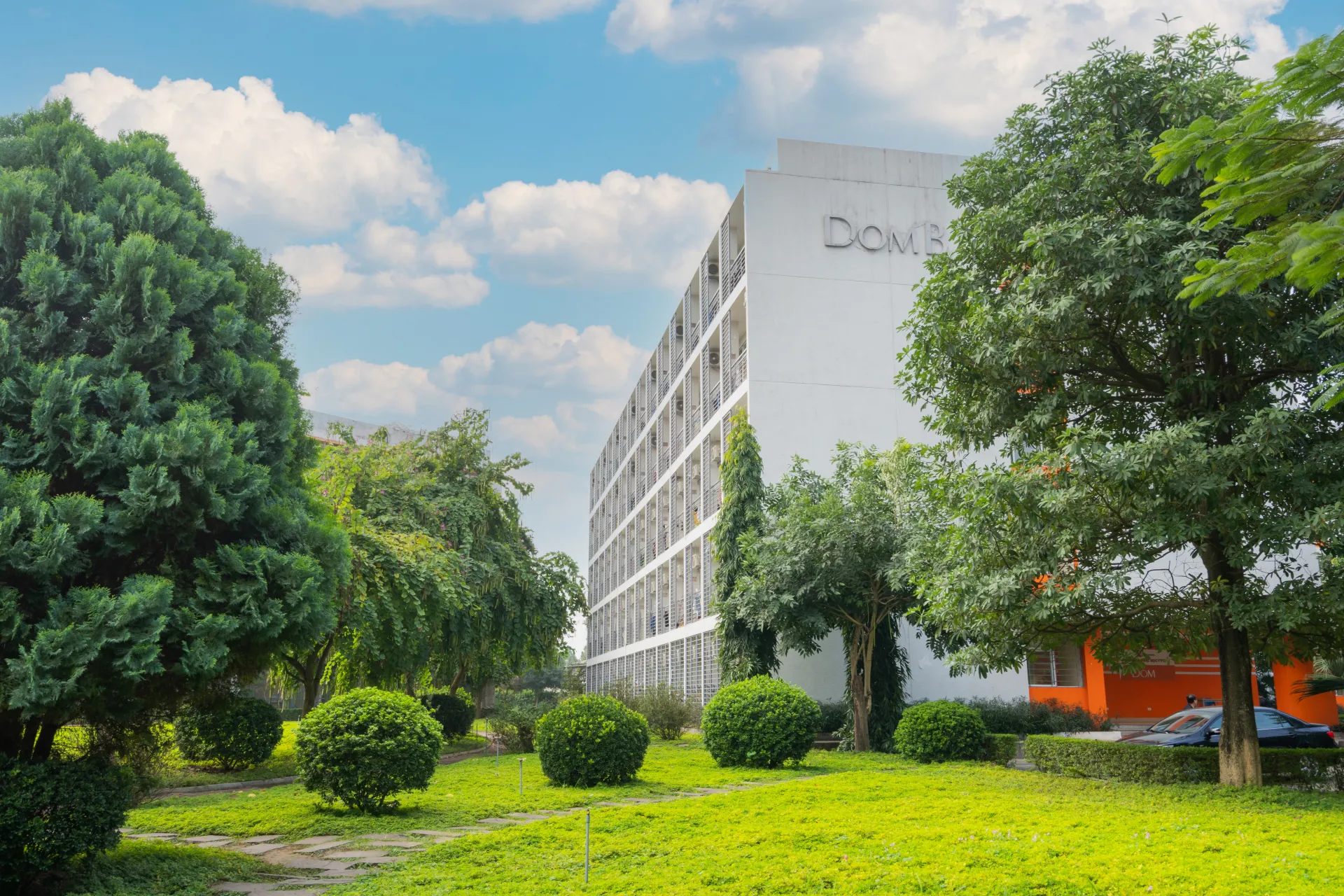 Anh 3 Bai 73-II TS FPTU 2023 v1.0