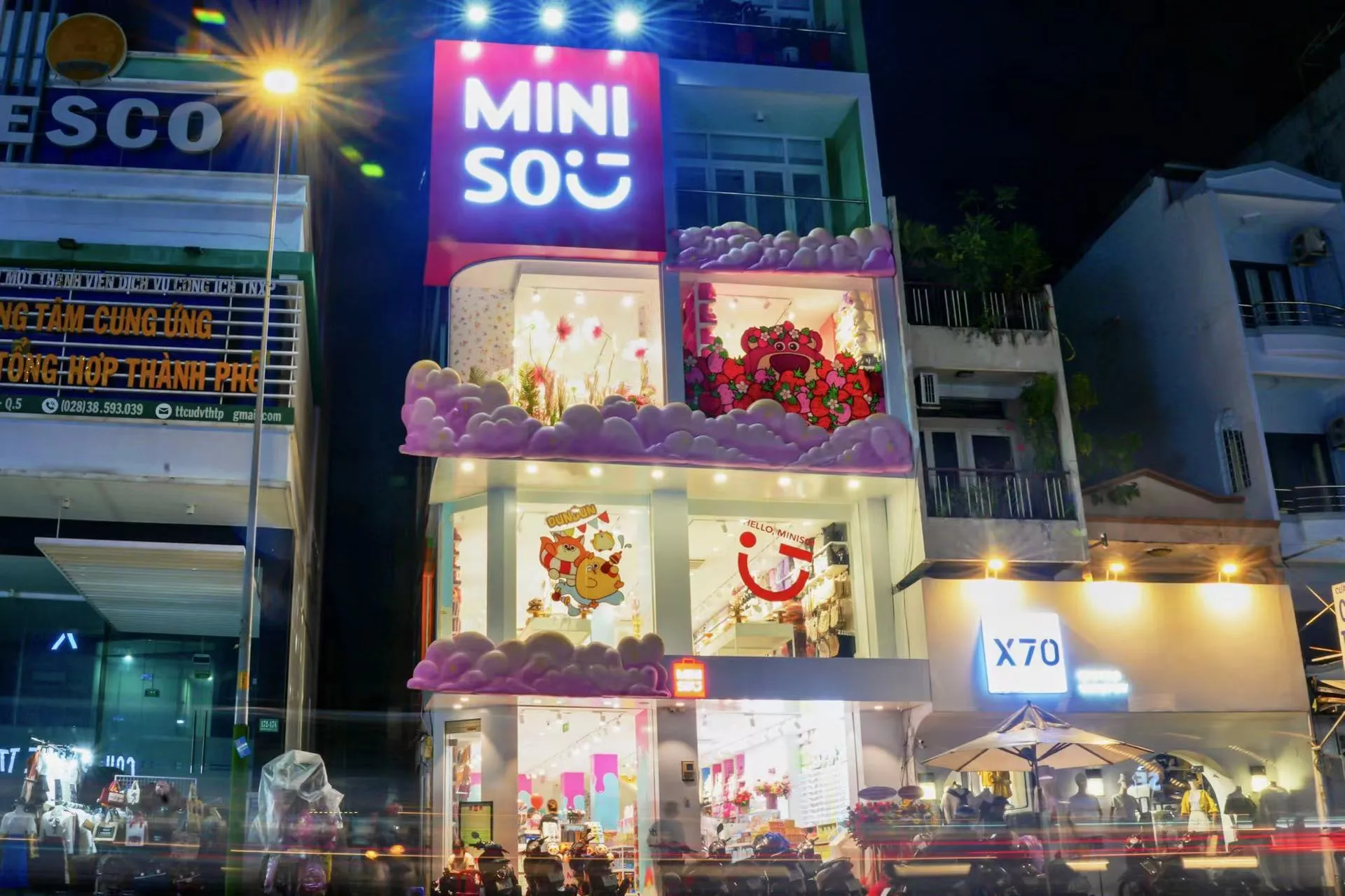 MINISO Vietnam New Three Floor Store