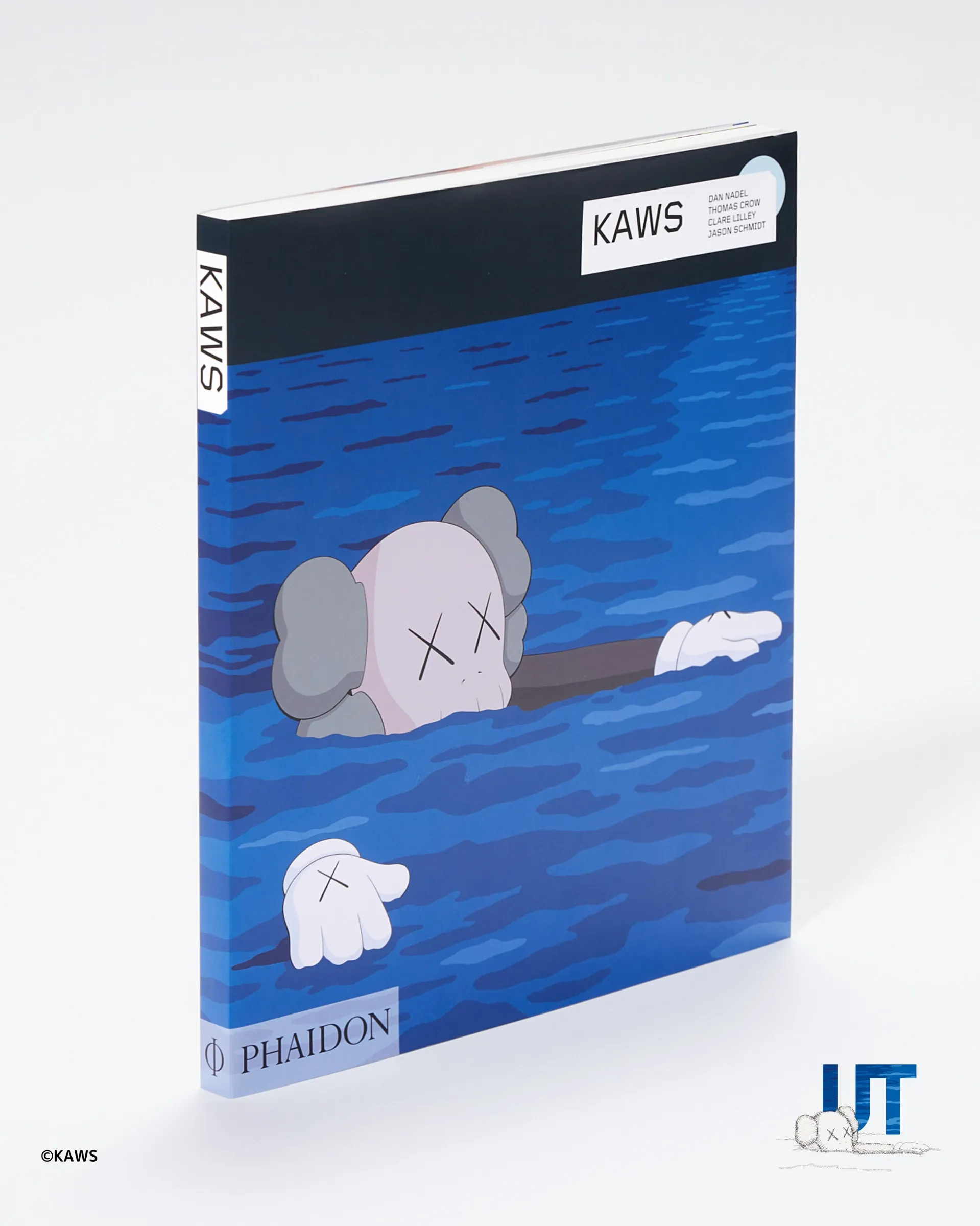 Ấn bản sách nghệ thuật KAWS_1