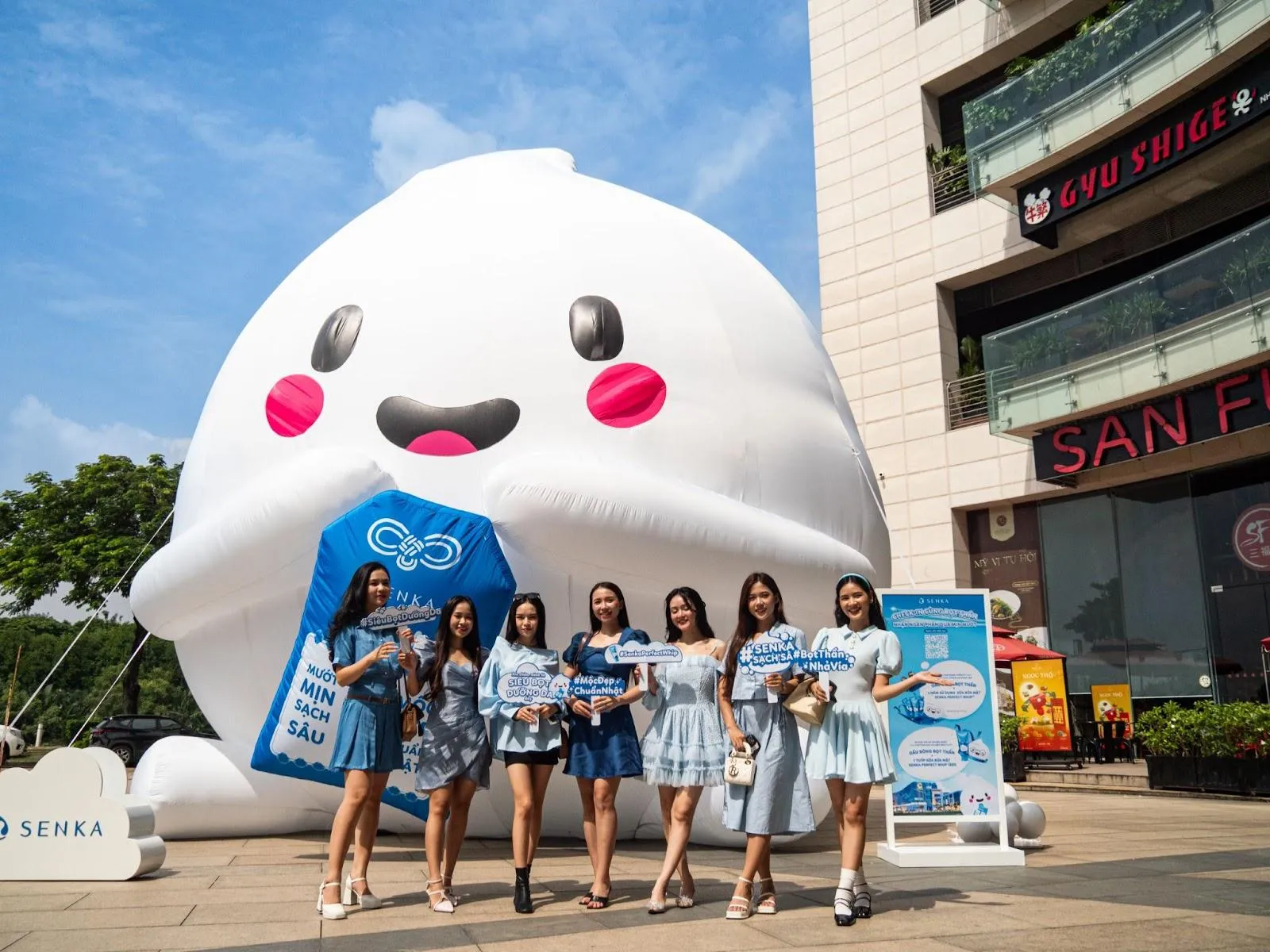 4F9BDA10-4460-4C70-9FDA-3B93EB34D911