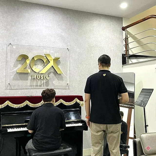 5D344C2B-E769-4F7F-9C4C-5835CAE394AD