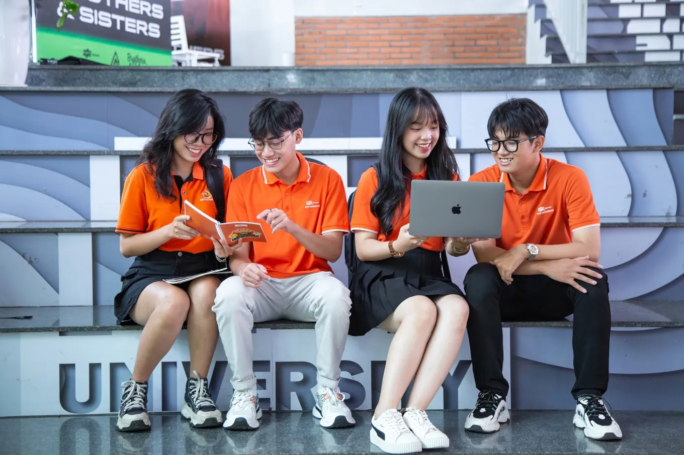 Bai 023 TS FPTU 2024_anh 1