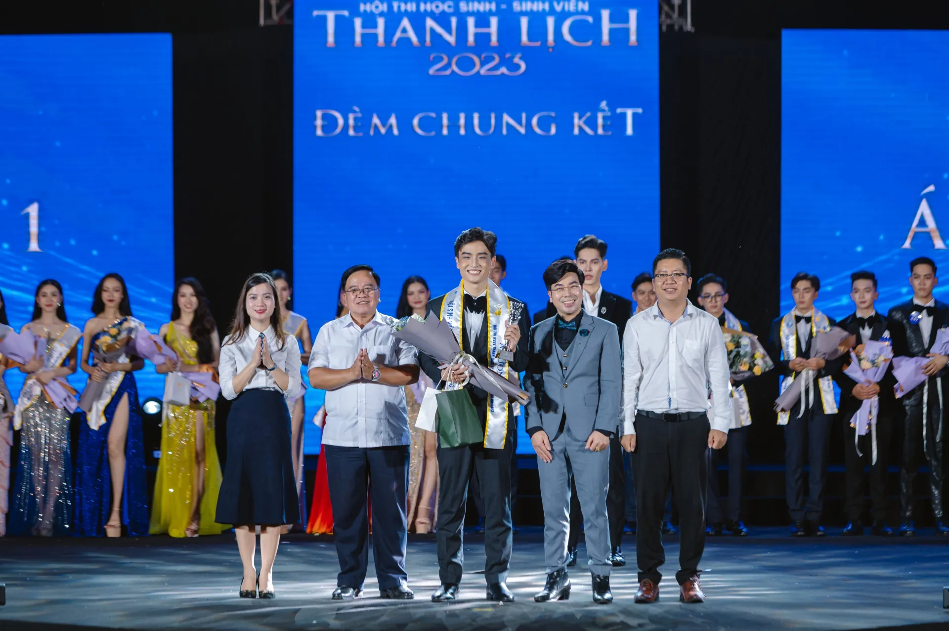 Bai 041 TS FPTU 2024_anh 4