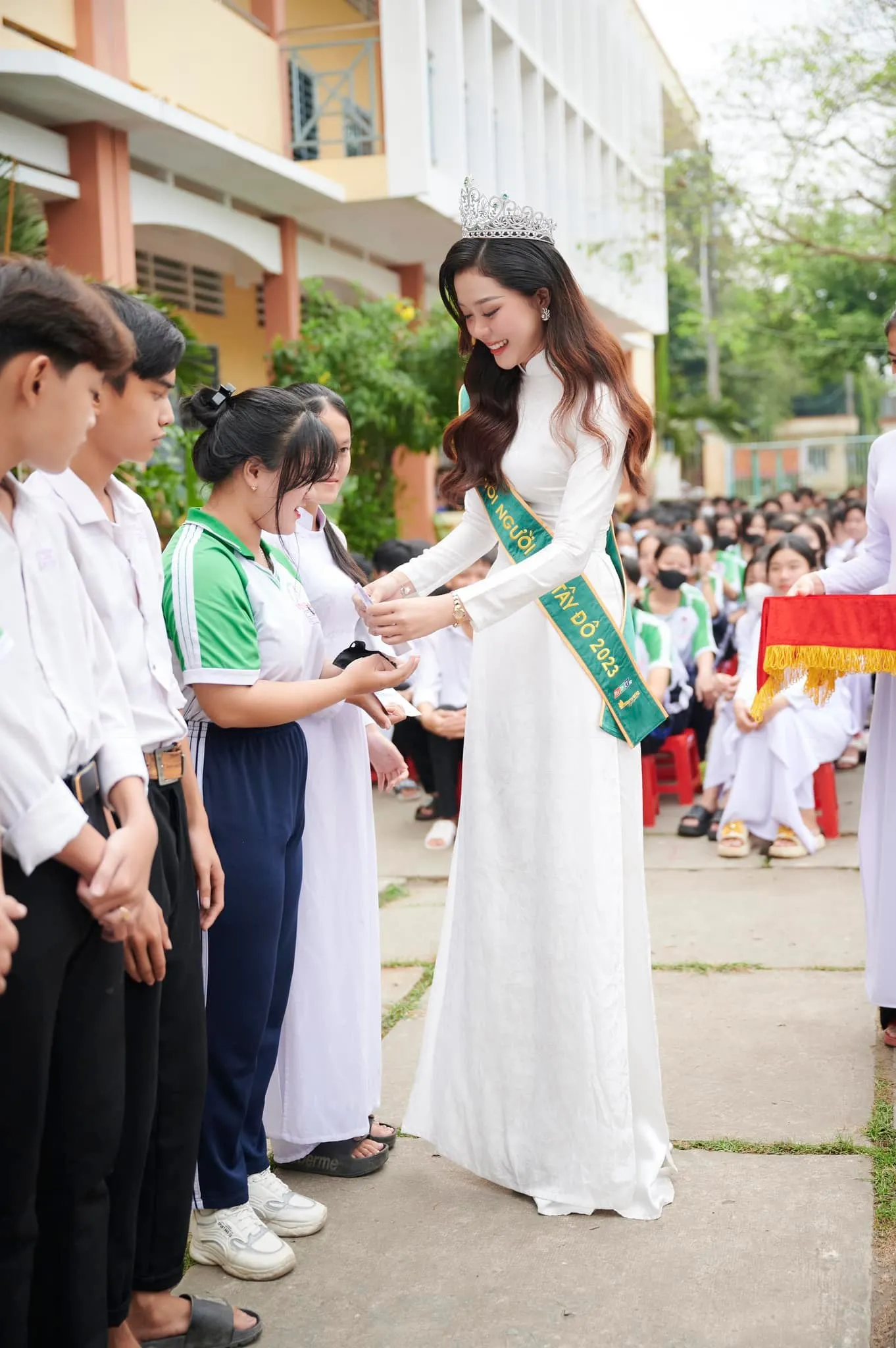 Anh 2 Bai 75 Plan bai PR TS FPTU 2024 v1.0