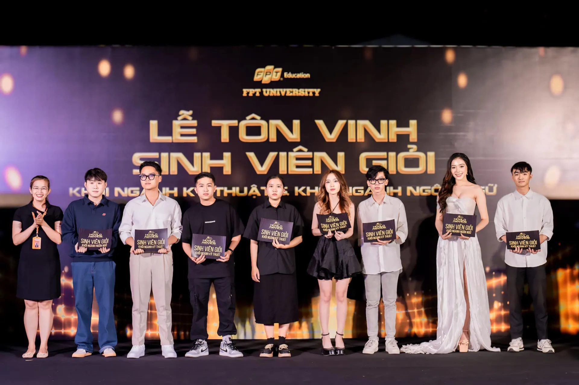 Anh 3 Bai 75 Plan bai PR TS FPTU 2024 v1.0