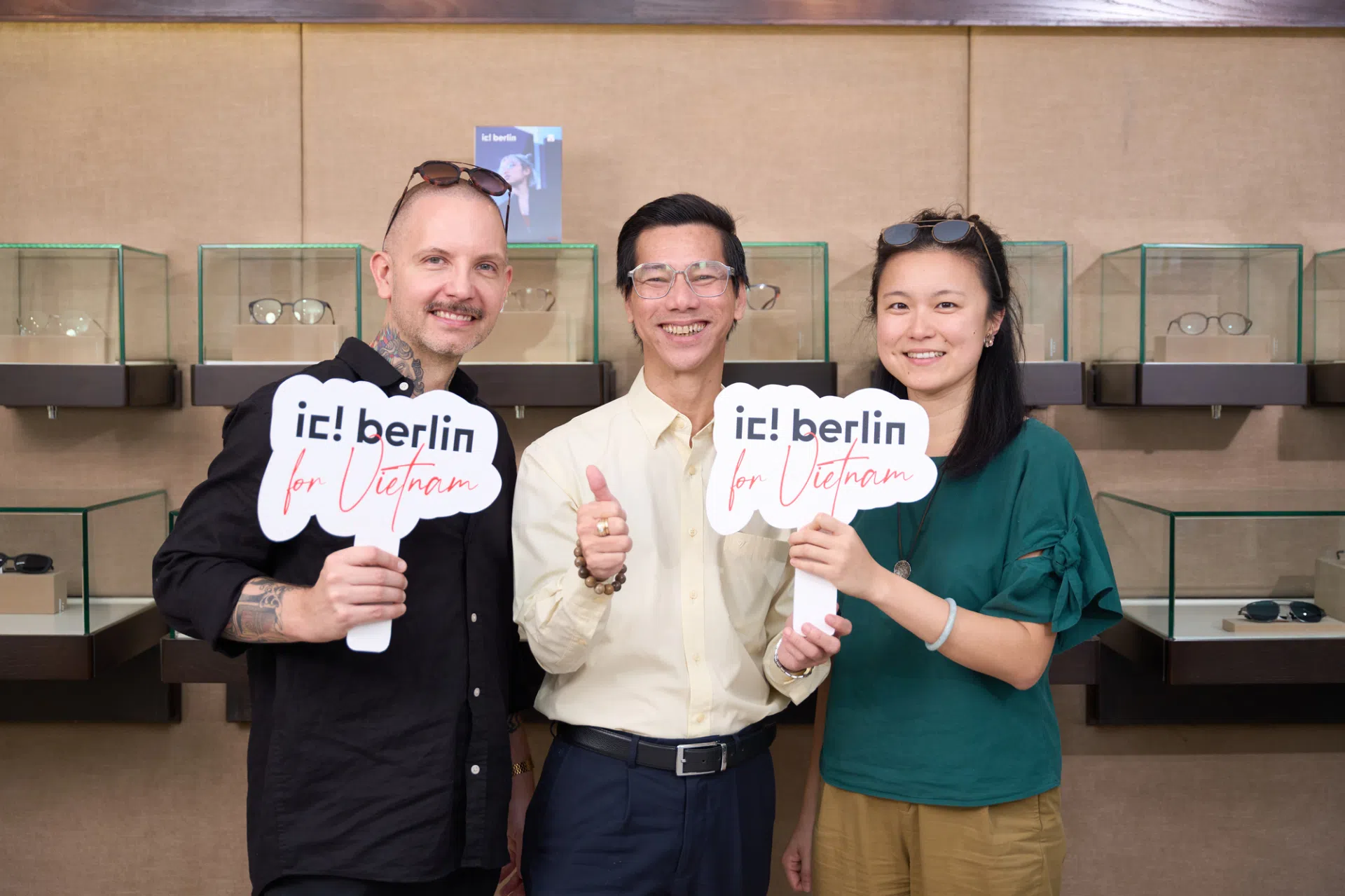 AR GROUP's CEO và Đại diện thương hiệu ic! berlin từ Đức (1)