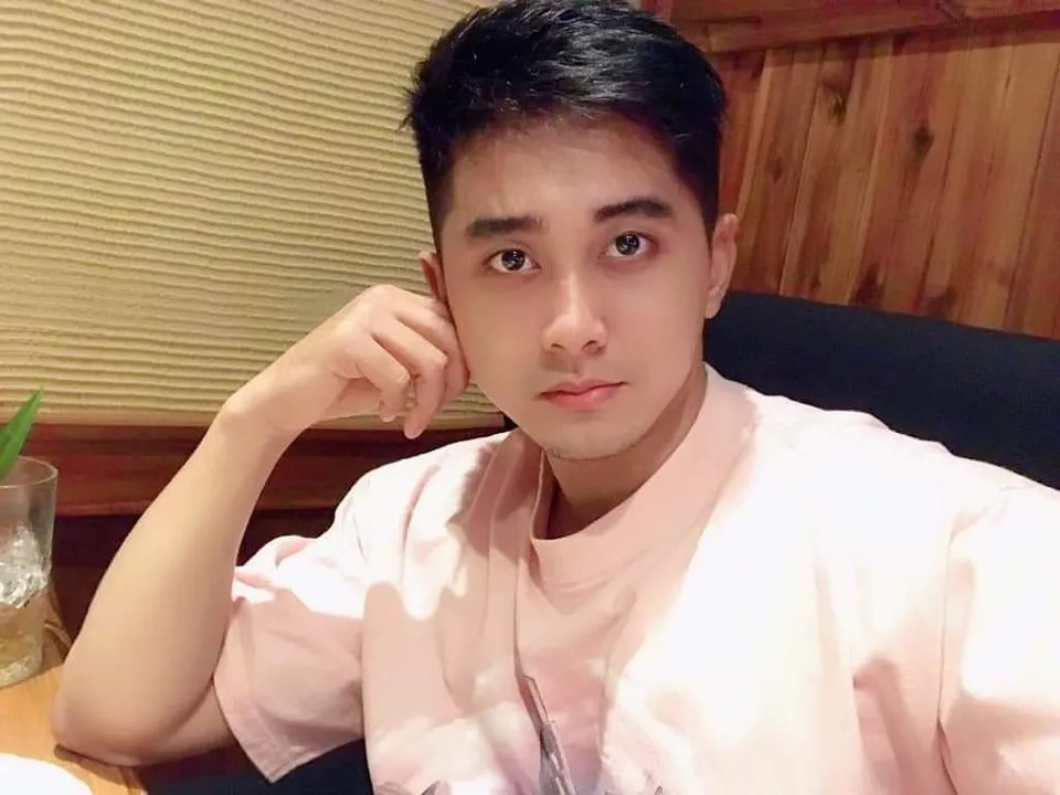 z4239174740110_3144adc34422ca12c67a79fed2f1a624