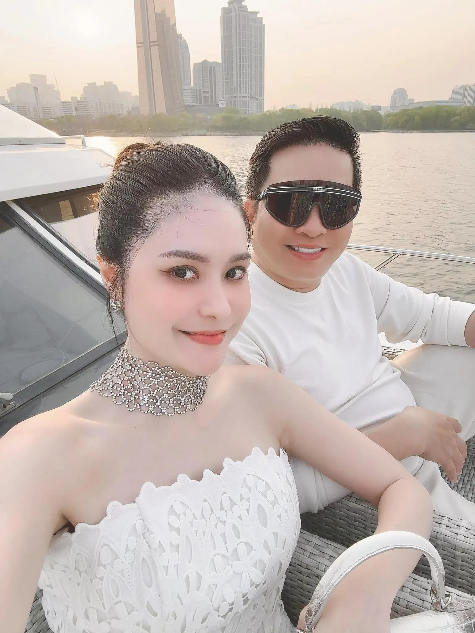 338747889_886299982477710_7095736305110627261_n