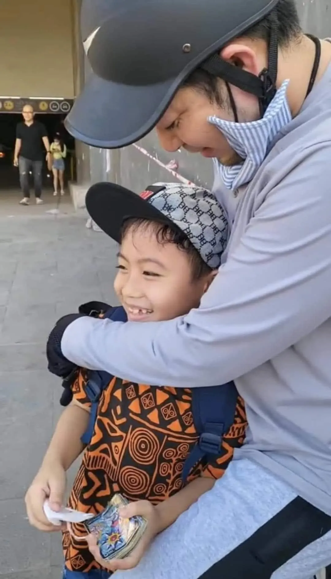 341184650_238844488684143_1814981487037160378_n