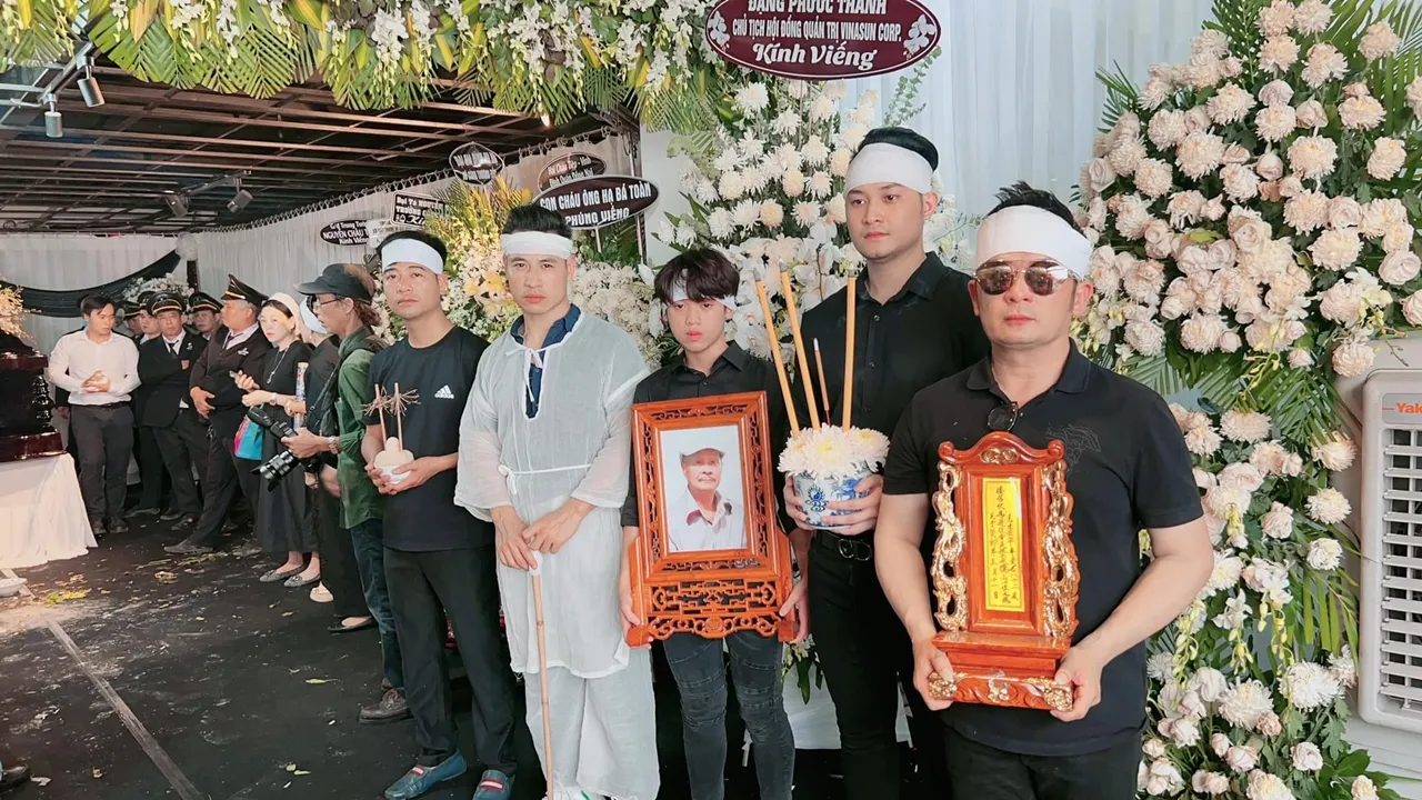 344742629_619461410224344_568544328084412740_n