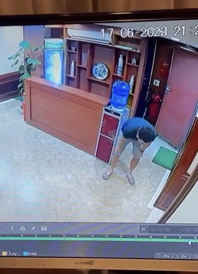 chi-vi-1-bi-thuoc-lao-nguoi-dan-ong-gap-chuyen-bi-thuong