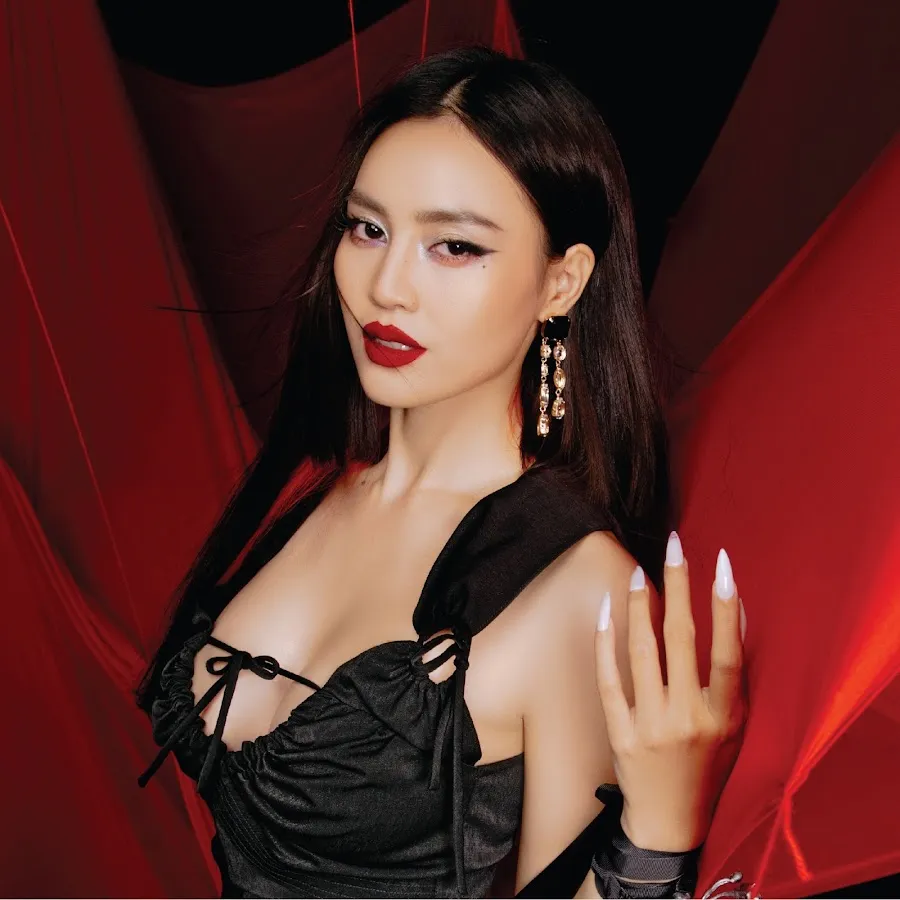 du-doan-dan-sao-chi-dep-dap-gio-re-song-ban-viet