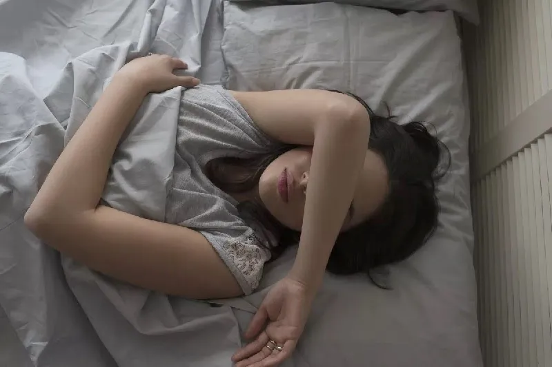 mo-giac-mo-ky-la-co-gai-trung-doc-dac