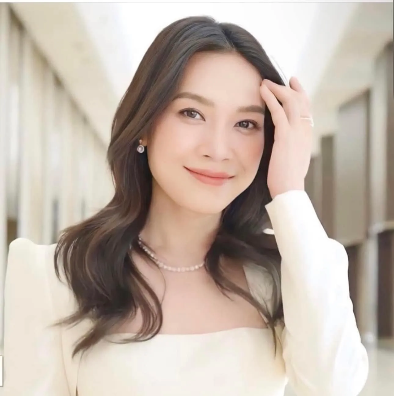 nhan-sac-tuoi-u50-cua-my-tam-gay-sot-mang-xa-hoi-3