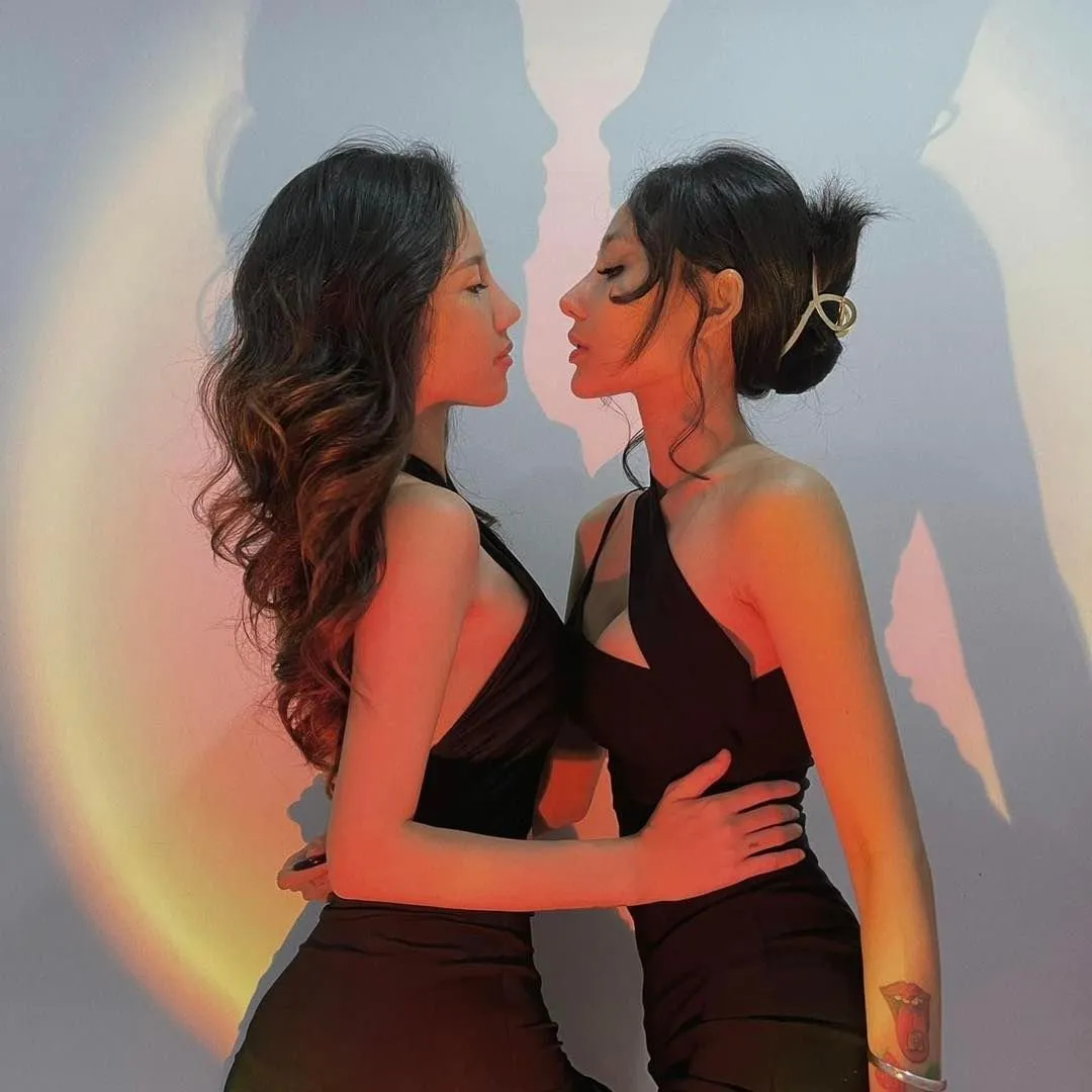 cap-doi-dong-tinh-nu-cau-hon-nguoi-ay-la-ai-chia-tay-3