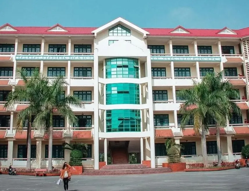 nam-sinh-hai-phong-bi-huy-ket-qua-du-da-la-sinh-vien-nam-2