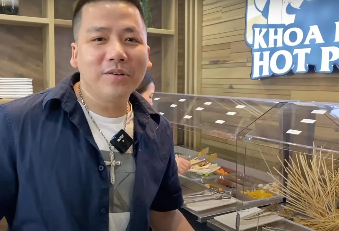 khoa-pug-ve-nuoc-nhuong-nha-hang-lau-23-ty-cho-vuong-pham-4