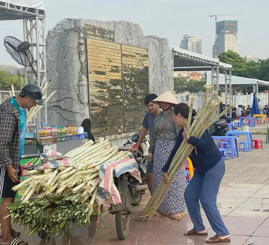 khoi-nghiep-ban-nuoc-mia-o-show-black-pink