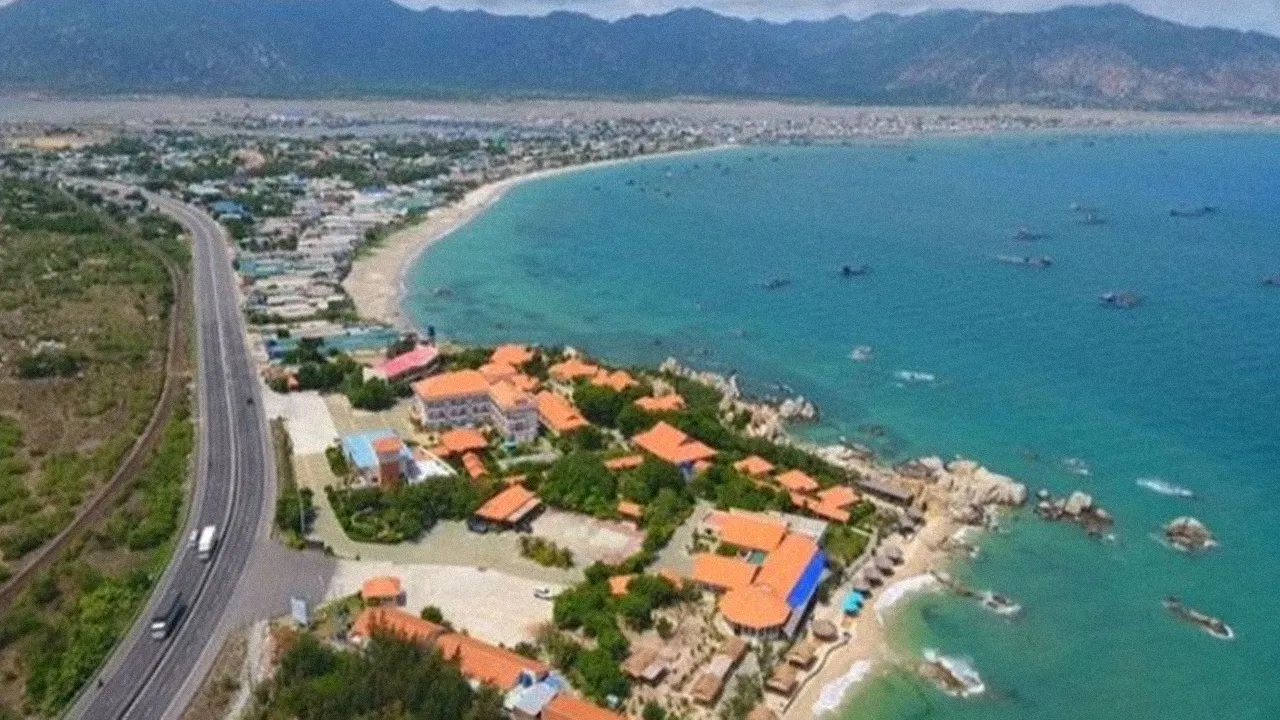 tinh-dai-nhat-viet-nam-tinh-theo-quoc-lo-1a