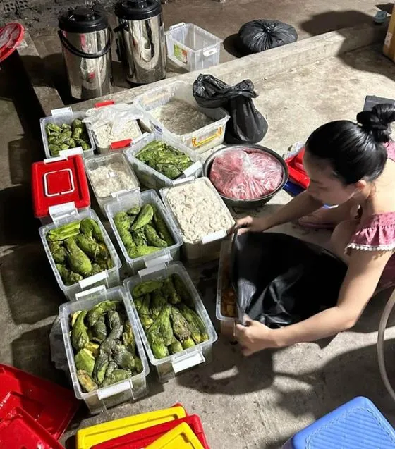 vo-le-duong-bao-lam-phai-do-bo-loat-trai-cay-sau-khi-quan-nuoc-dong-cua-2