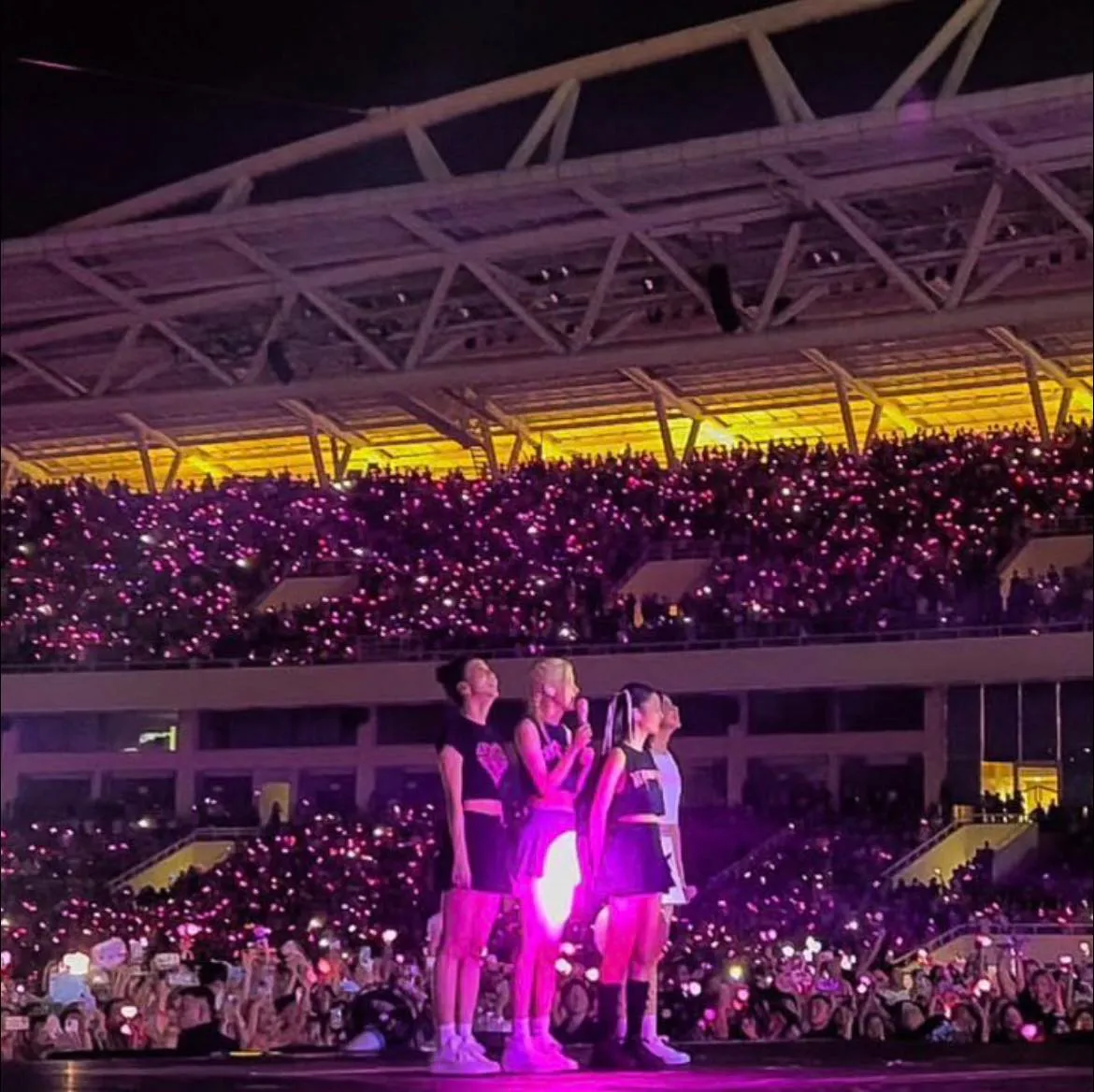 ro-tin-lisa-roi-nhom-vi-thu-nhap-bat-cong-5