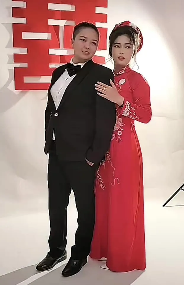 ro-anh-cuoi-cua-co-2-bao-mo-2-bao-1