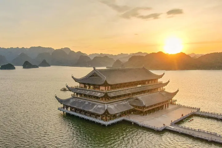 chua-o-viet-nam-lap-ky-luc-chua-lon-nhat-the-gioi-2