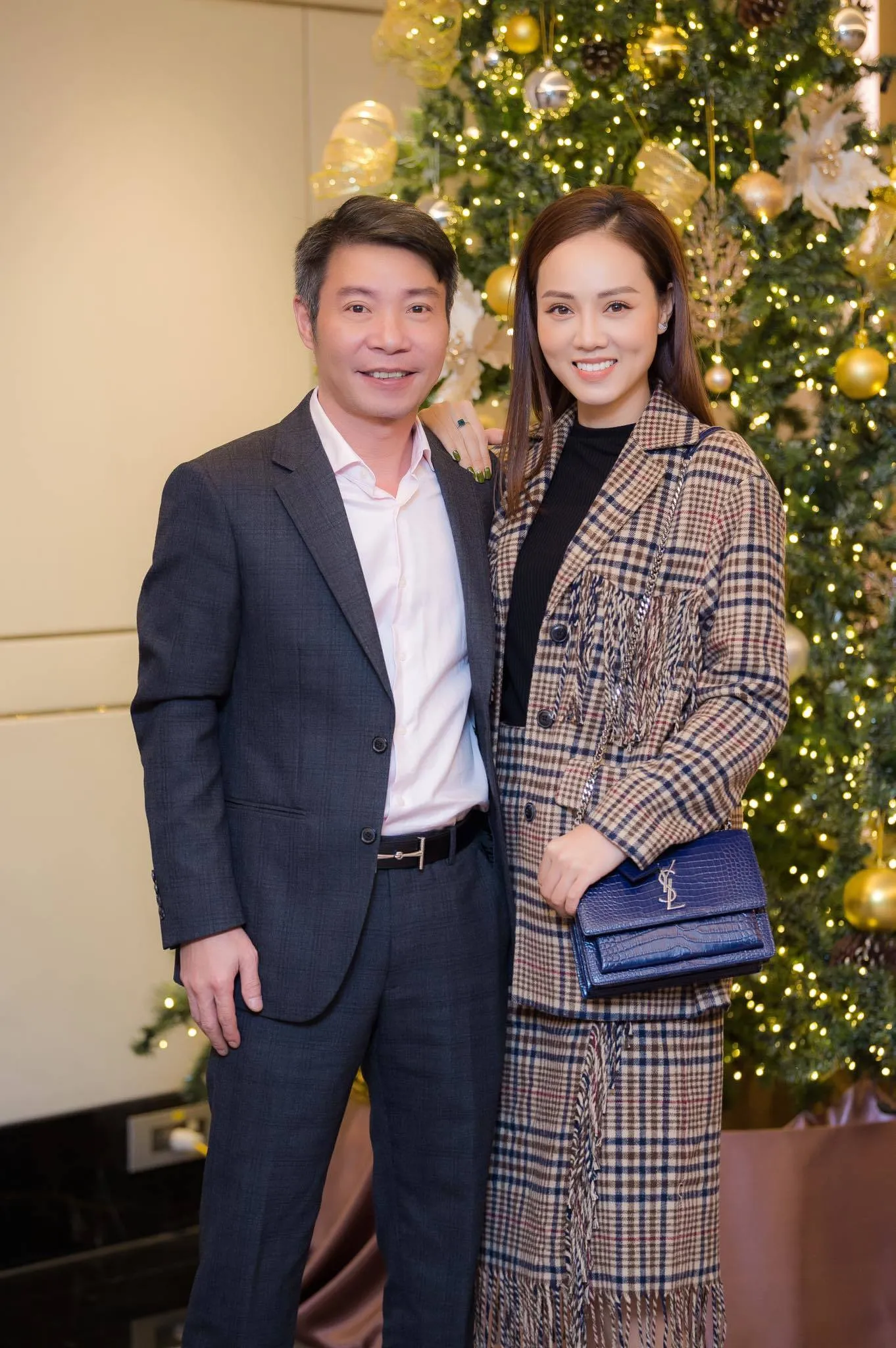 vo-tre-nsnd-cong-ly-dang-dan-co-bau-3JPG