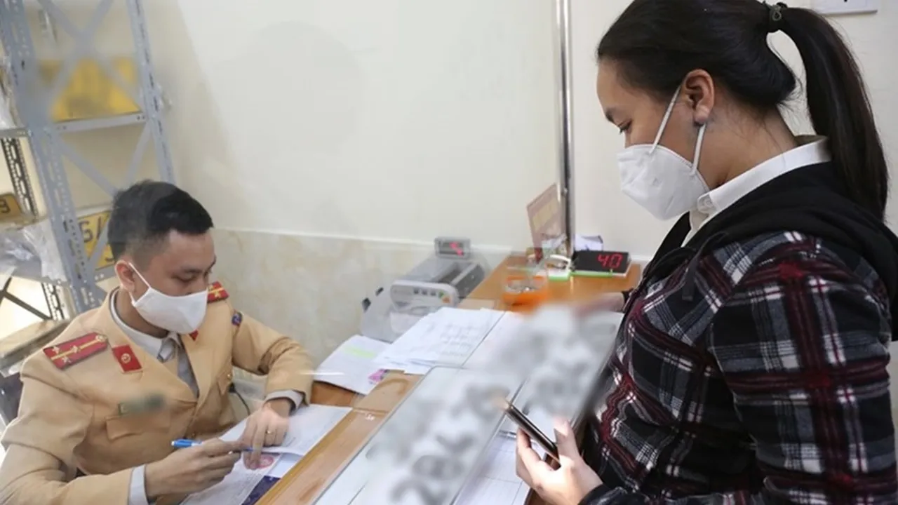 loat-chinh-sach-moi-tu-thang-8-ai-co-xe-may-luu-y-1