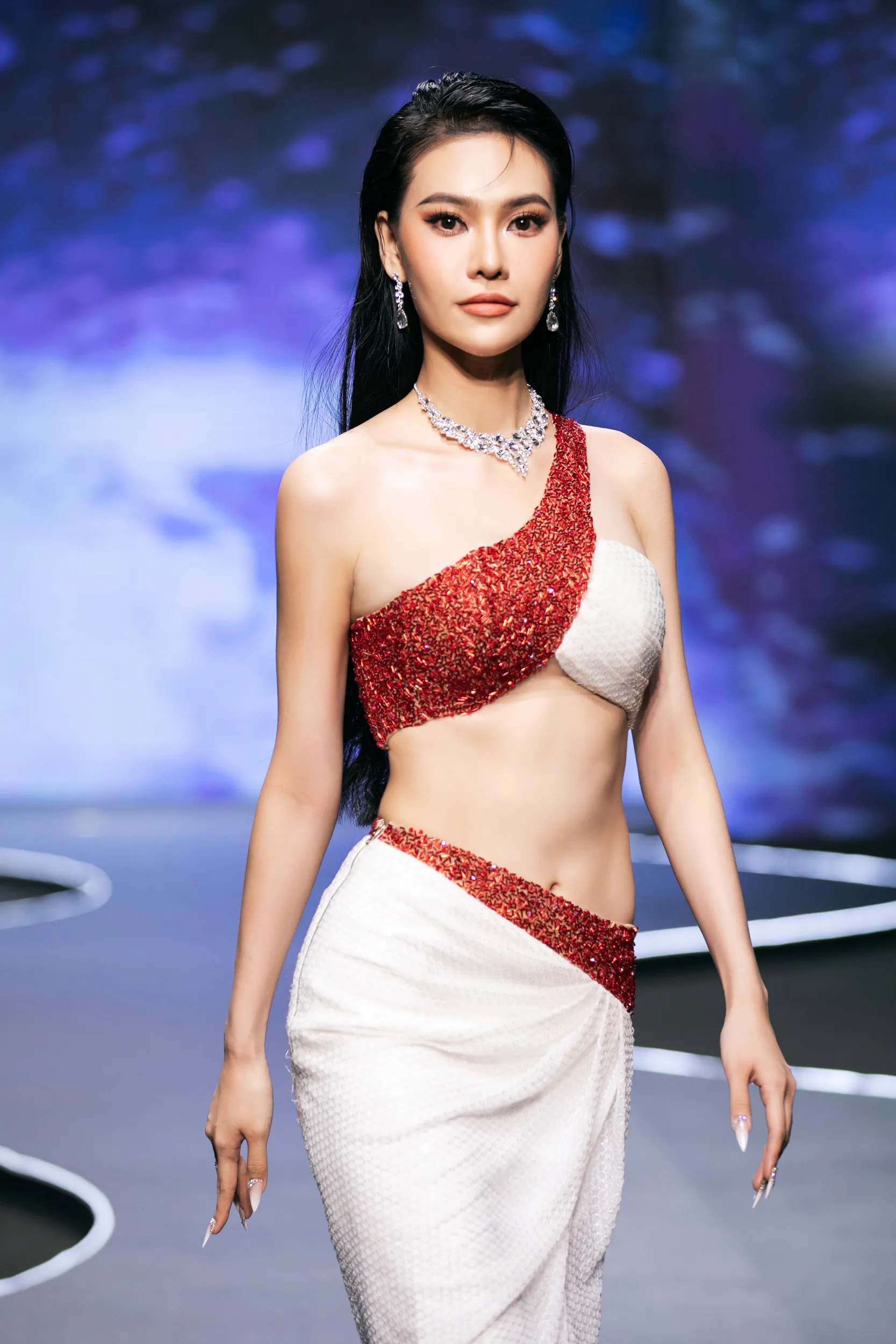 a-hau-dao-hien-va-chi-gai-dao-ha (4)