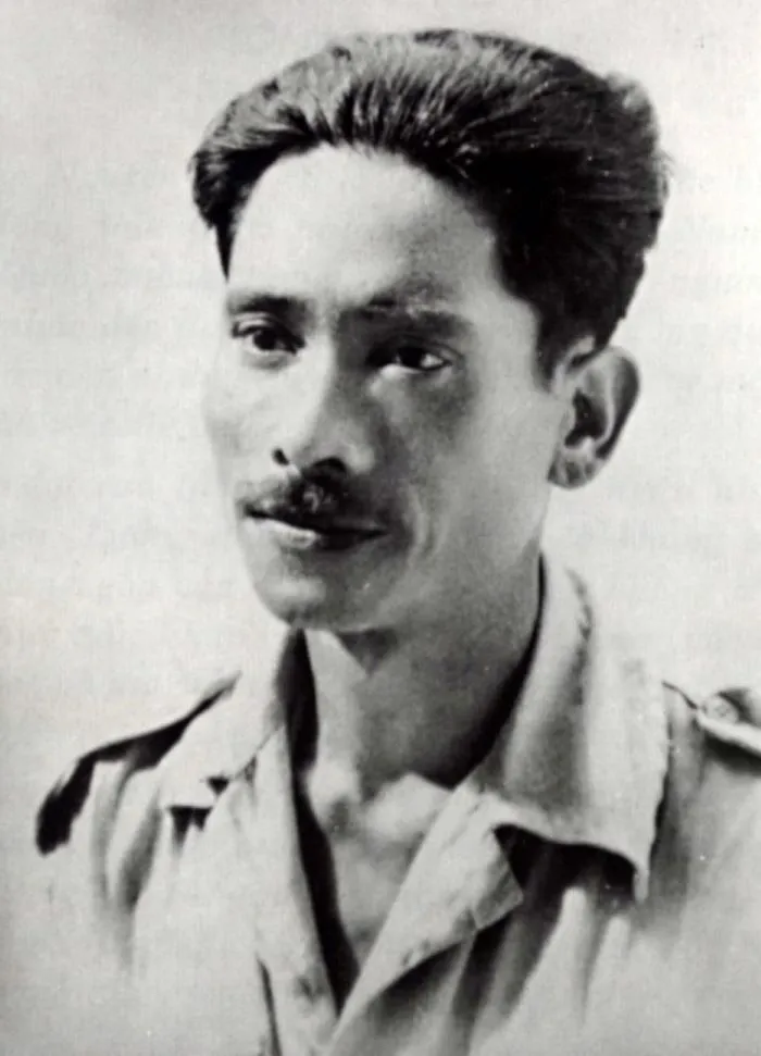 chan-dung-nguoi-dan-ong-la-tuong-quan-2-nuoc