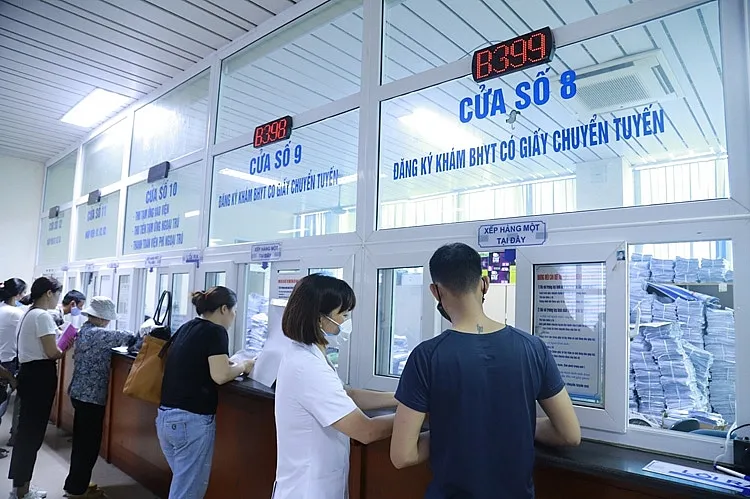 nguoi-mua-bao-hiem-5-nam-lien-tuc-duoc-huong-quyen-loi-nay-1