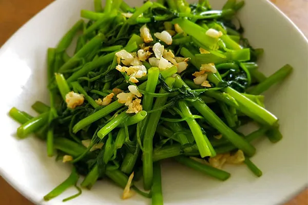 2-loai-rau-ung-thu-nguoi-viet-hay-an-2