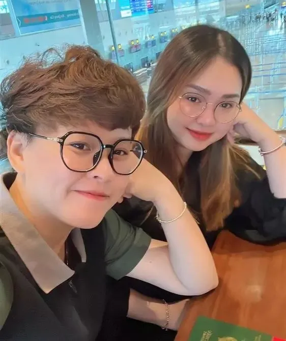 sao-nu-nhi-bo-nha-di-nay-lo-dien-khac-la-3