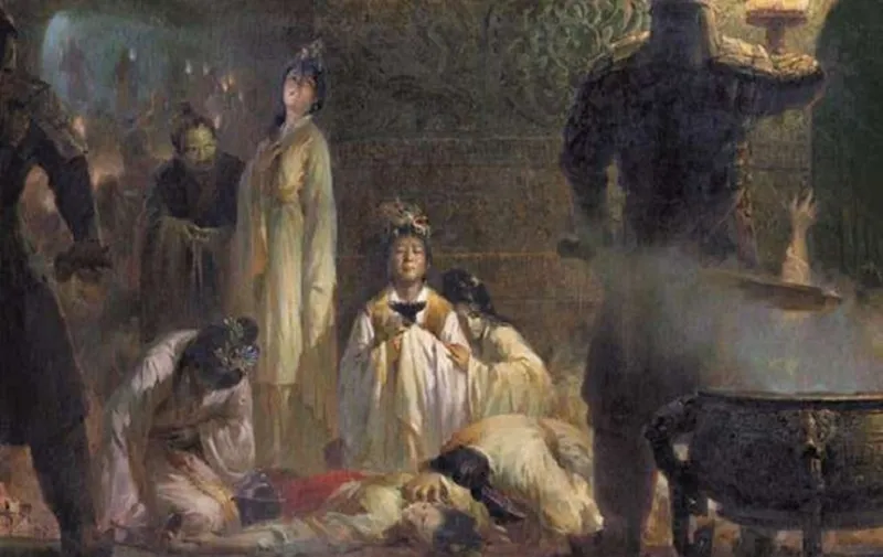 phi-tan-bi-tuan-tang-theo-tan-thuy-hoang-trong-tu-the-rong-chan-1