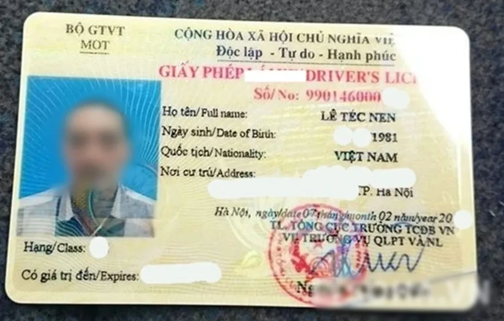 nguoi-dan-ong-ten-3-chu-lam-cccd-3-lan-1