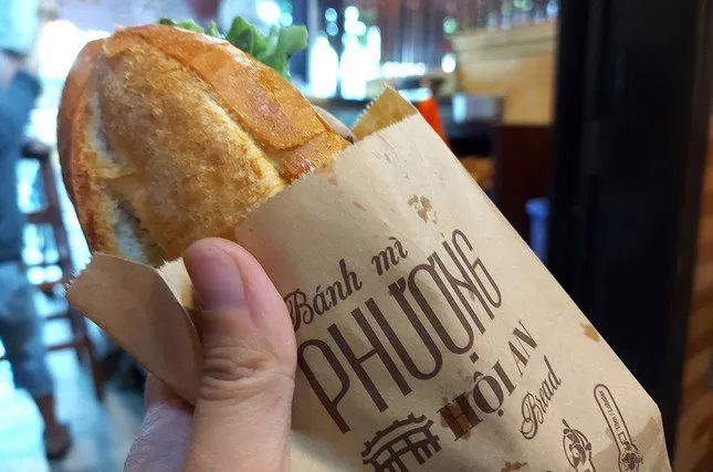 vi-khuan-gay-ngo-doc-banh-mi-phuong-1