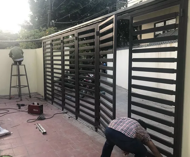 be-gai-4-tuoi-nguy-kich-vi-cua-tu-dong-1