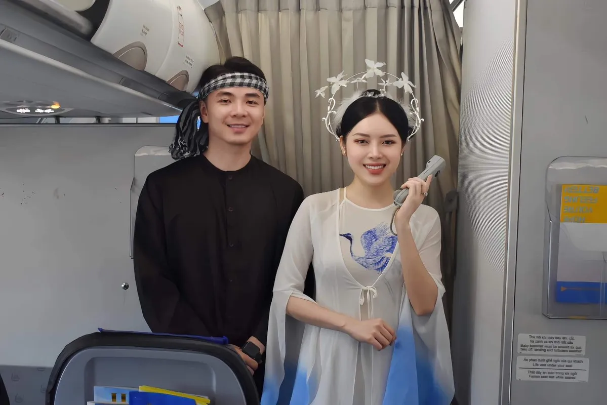 nu-tiep-vien-hang-khong-hoa-than-chi-hang-4