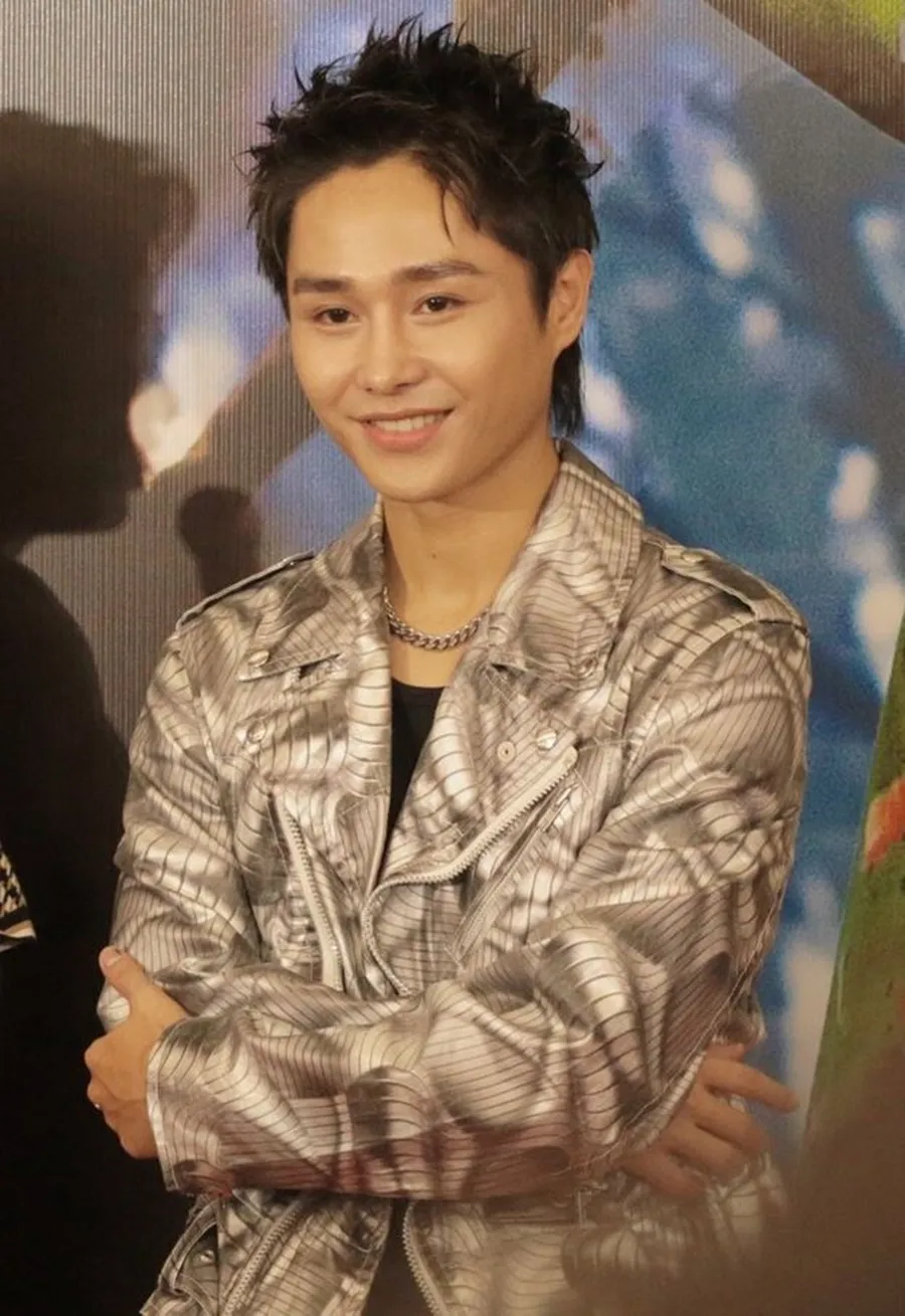 tang-duy-tan-mv-moi