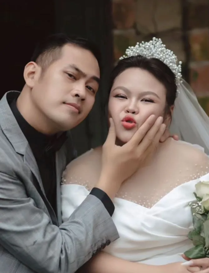 sao-nu-vbiz-bat-ngo-thong-bao-sinh-con-2