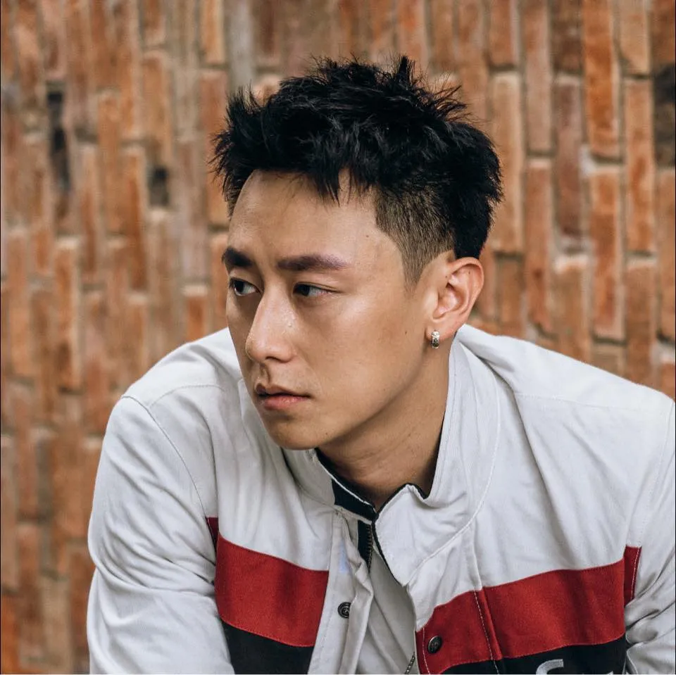 rocker-nguyen-noi-khan-gia-mat-co-ghen-1