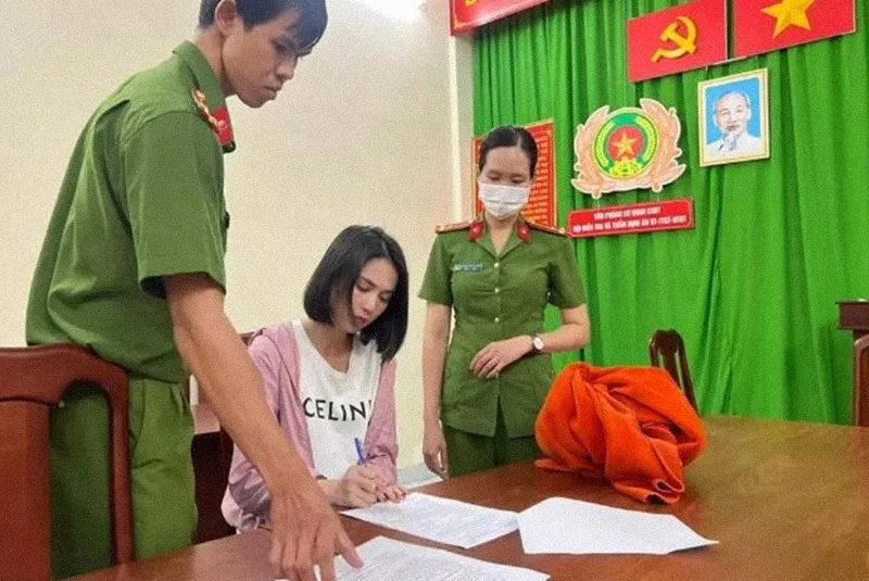 vi-sao-ngoc-trinh-bi-bat